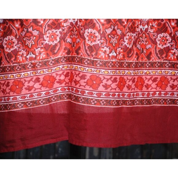 NICE Ann Taylor LOFT The Softened Red Tunic Top Size XS Floral Half Button Up - Picture 4 of 9